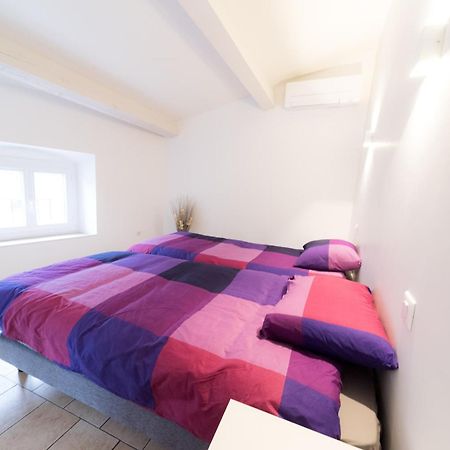 Ravissant Triplex Et Duplex Au Centre De Pont St Esprit Lägenhet Exteriör bild