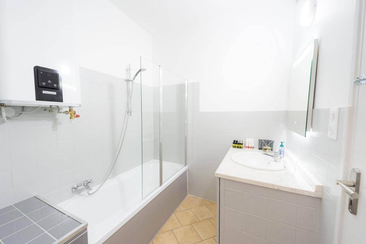 Ravissant Triplex Et Duplex Au Centre De Pont St Esprit Lägenhet Exteriör bild