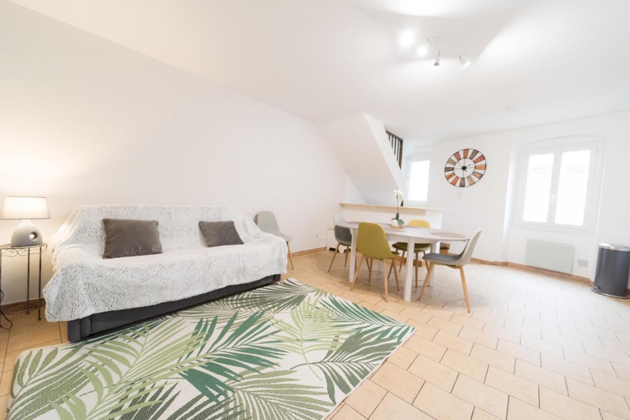 Ravissant Triplex Et Duplex Au Centre De Pont St Esprit Lägenhet Exteriör bild