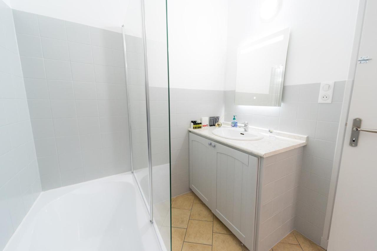 Ravissant Triplex Et Duplex Au Centre De Pont St Esprit Lägenhet Exteriör bild